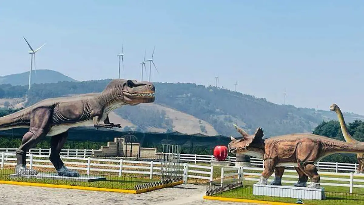 Huerta Dinosaurio es un parque temático en Esperanza, Puebla